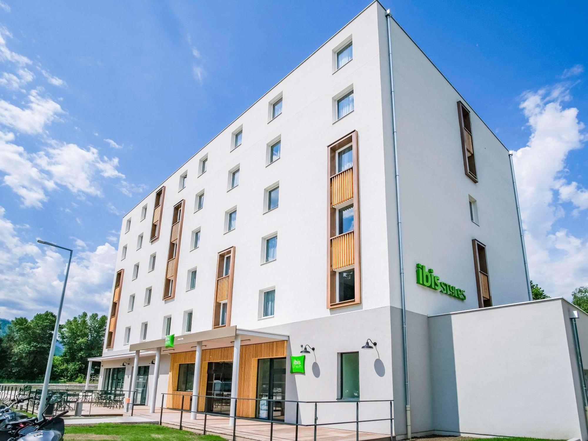 Ibis Styles Albertville Εξωτερικό φωτογραφία